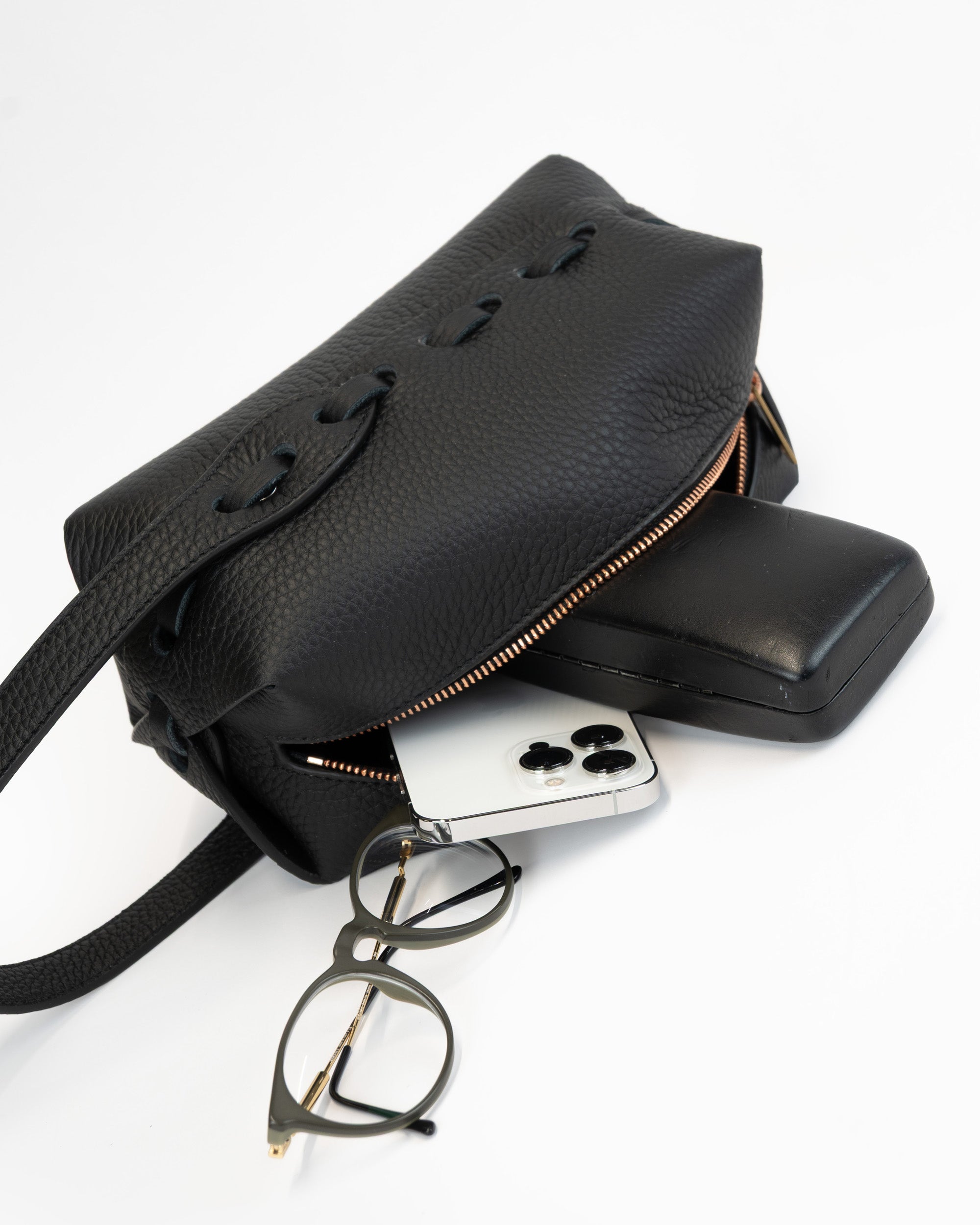 Native Crafts ワンハンドルポーチ